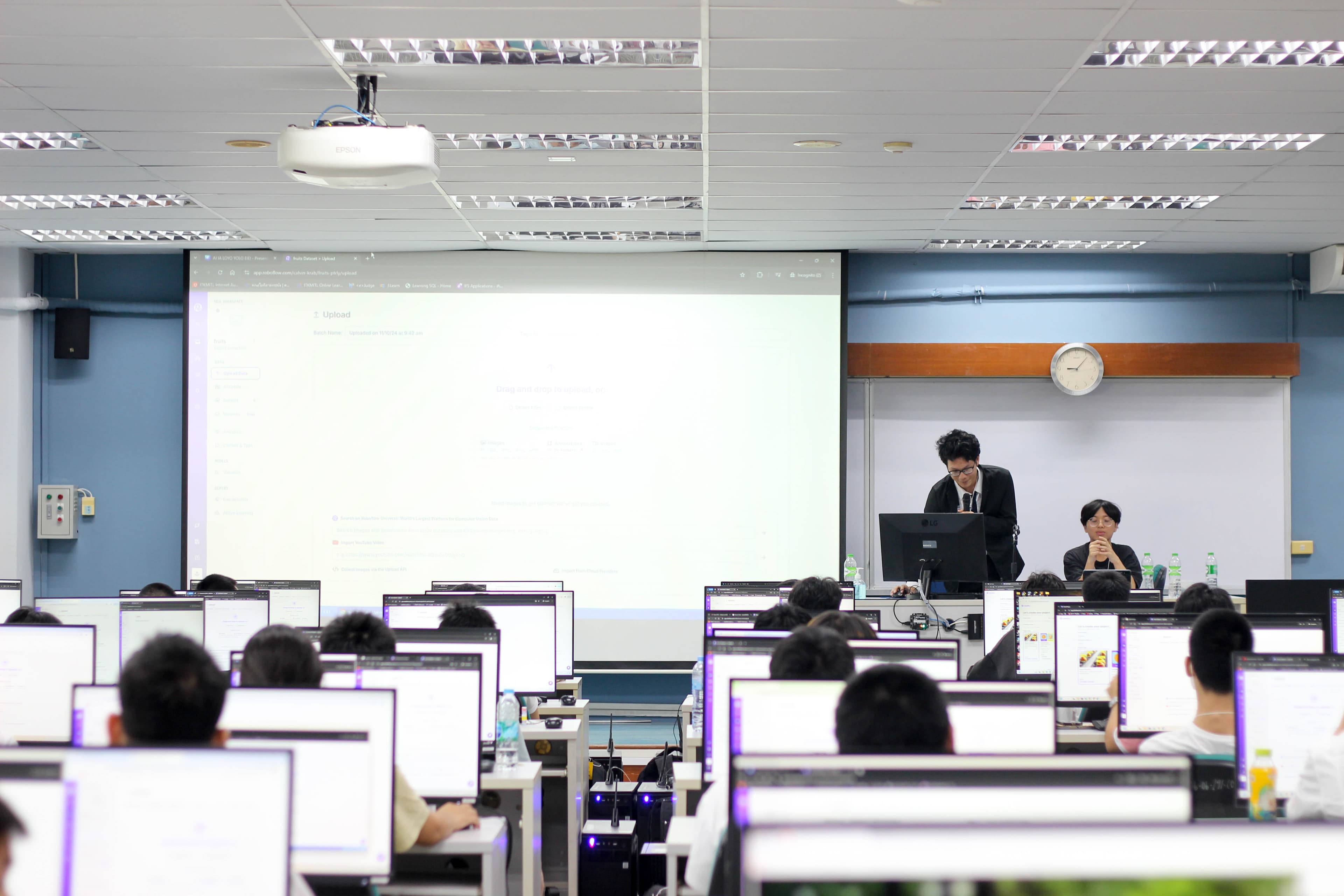 gallery [object Object]